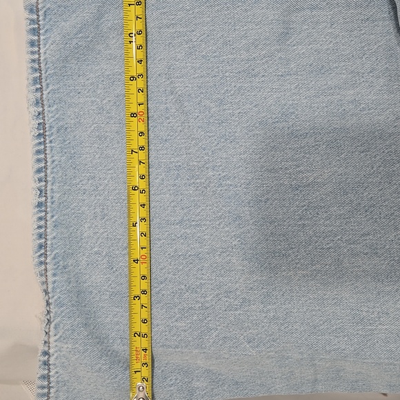 American Eagle Outfitters Light Blue Low- Rise Skater Jeans - Picture 7 of 9